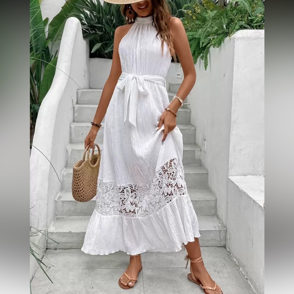 Boho lace insert belted halter maxi dress - Picture 4 of 6